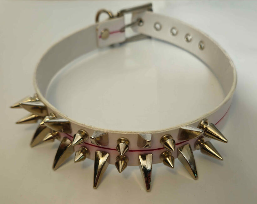 Skeleton (Theme: Monster Mate) Collar max Ø: 50,5cm Collar min. Ø: 43cm 1300NOK/≈115€